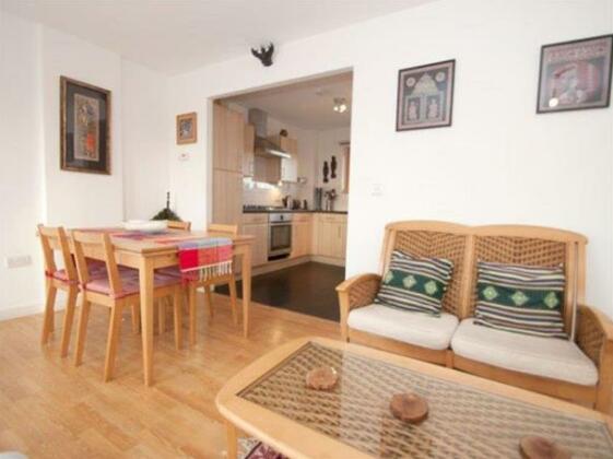 Veeve Top Of The World White Lion Street 2 Bed Penthouse Islington - Photo2