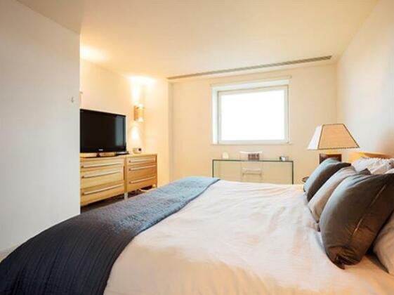 Veeve Views Over Big Ben and The River Thames Central London 3 Bed - Photo2