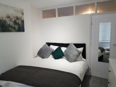 Campbell Apartment Luton
