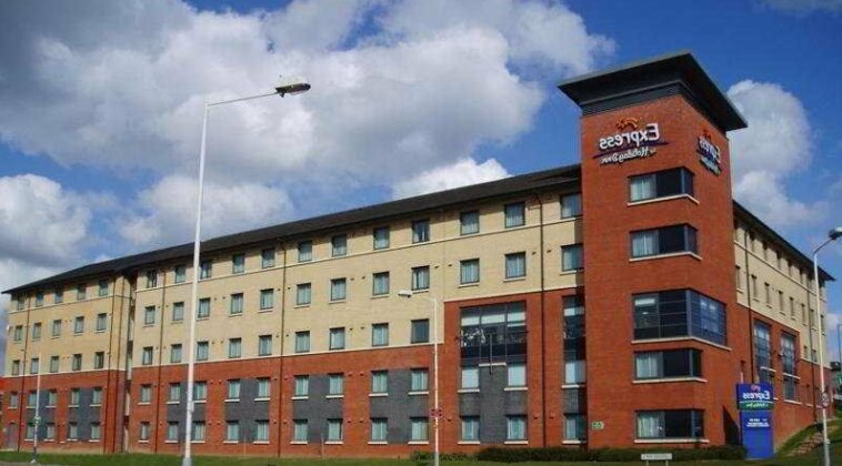 Holiday Inn Express London Luton Airport