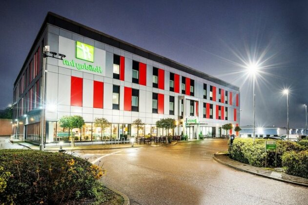 Holiday Inn London Luton Airport