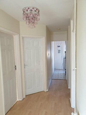 Premier rooms in Luton - Photo2