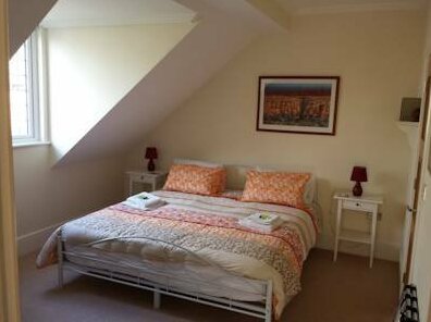 Shalbourne House Bed & Breakfast - Photo4
