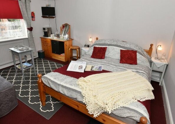 Rosedale Bed and Breakfast - Photo2