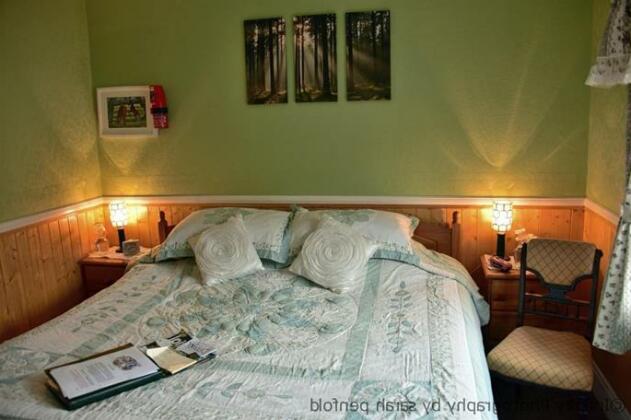 Rosedale Bed and Breakfast - Photo4