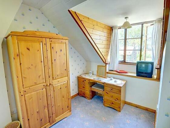 Crathie - Photo3