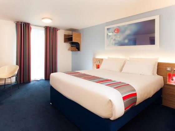 Travelodge Macclesfield Central - Photo4