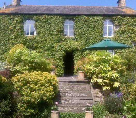 Court Farm Bed and Breakfast Newport Wales