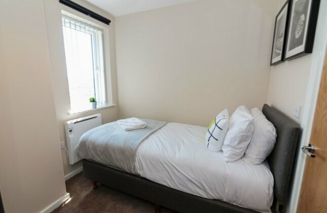Approved Serviced Apartments Park Rise - Photo2