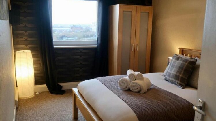 Fantastic 2 BED APT Close to the ARENA sleeps 4 - Photo2