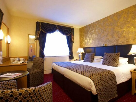 Manchester Inn Sure Hotel Collection by Best Western - Photo4