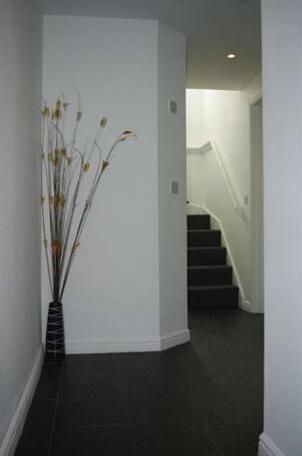 My-Places Abbotsfield Court Townhouse 14 - Photo3