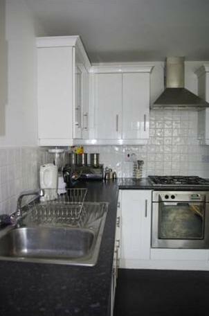 My-Places Abbotsfield Court Townhouse 14 - Photo5