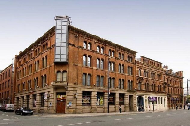 Premier Inn Manchester City Centre Portland Street - Photo2