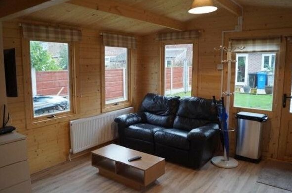 The Cabin Stretford - Photo3