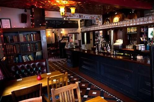 The Salutation Manchester - Photo2