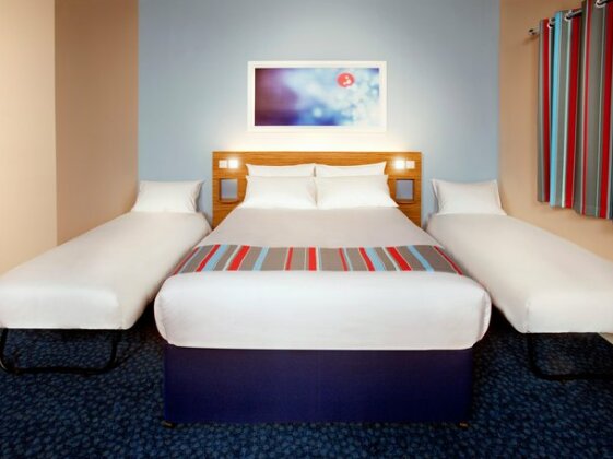Travelodge Manchester Central Arena - Photo4
