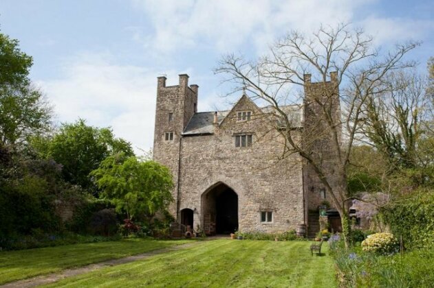 Welsh Gatehouse