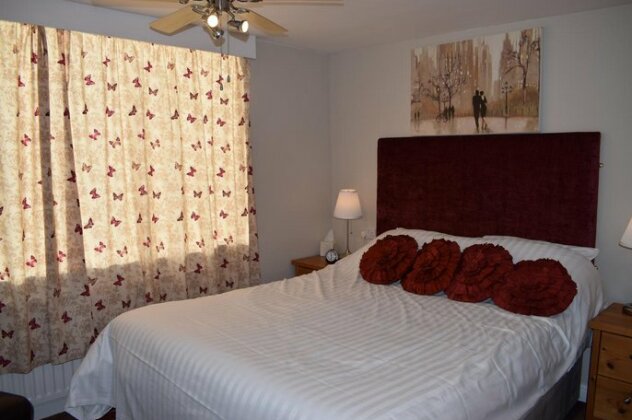 Castle Green Bed and Breakfast - Photo2