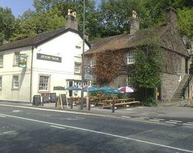 The Boathouse Hotel