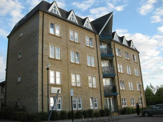 Prime Location Lets - Clarence House Serviced Apartments