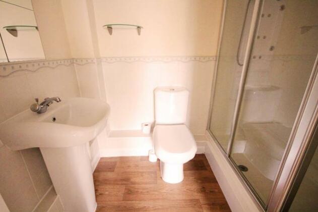 Prime Location Lets - Clarence House Serviced Apartments - Photo5