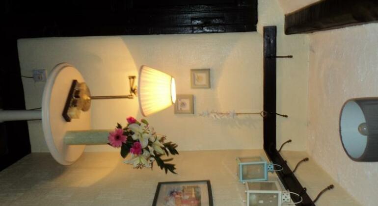 Birtles Farm Bed and Breakfast - Photo2
