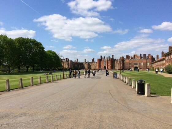Hampton Court - Riverside View