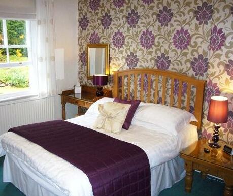 Lakes End Country Guest House
