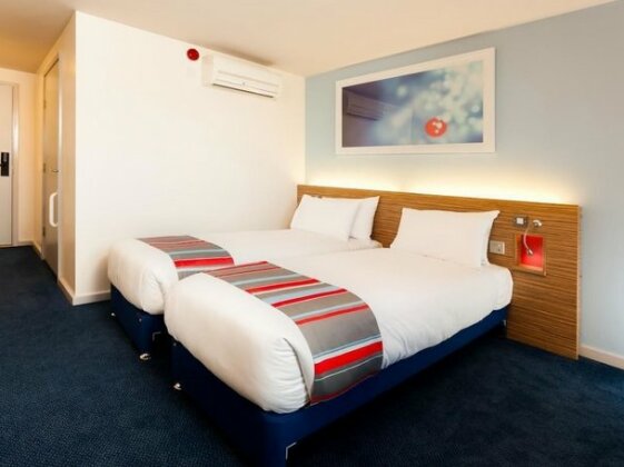 Travelodge Newcastle-under-Lyme Central - Photo3