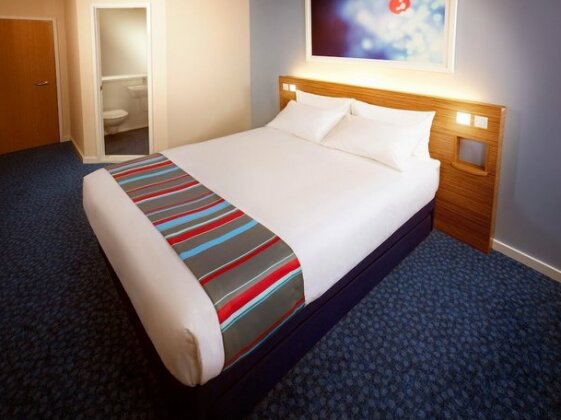 Travelodge Newcastle-under-Lyme Central - Photo4