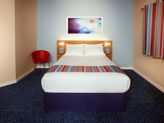 Travelodge Newcastle-under-Lyme Central - Photo5