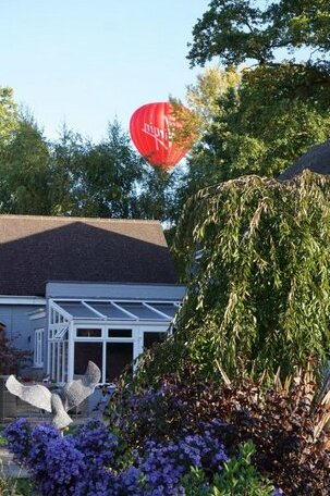 West View Lodge - Photo2