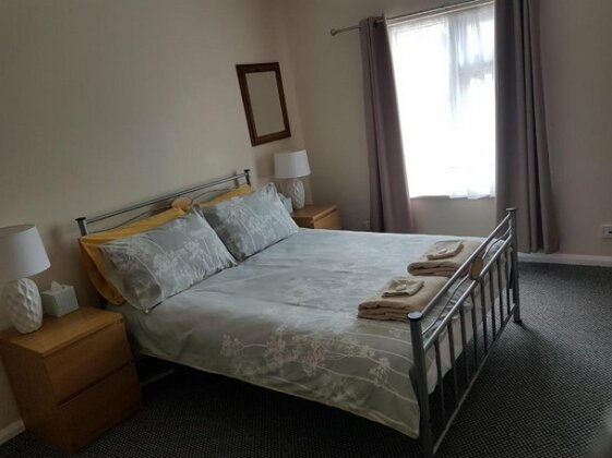 Cosy stay in 4 bedroom apartment - Photo2