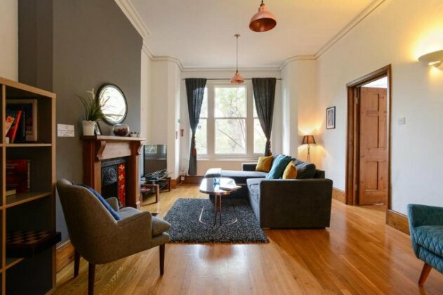 The Wiverton - Charming Apartment - Photo2