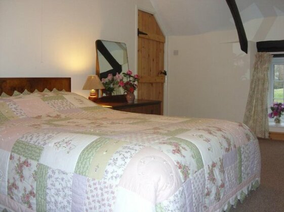East Hook Holiday Cottages - Photo4