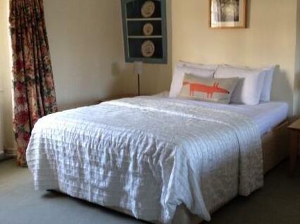 Dartmouth House Self Catering - Photo2