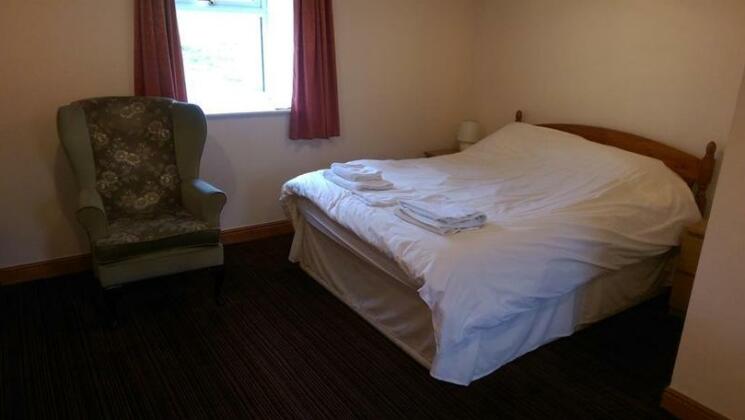 Chevin End Guest House - Photo3
