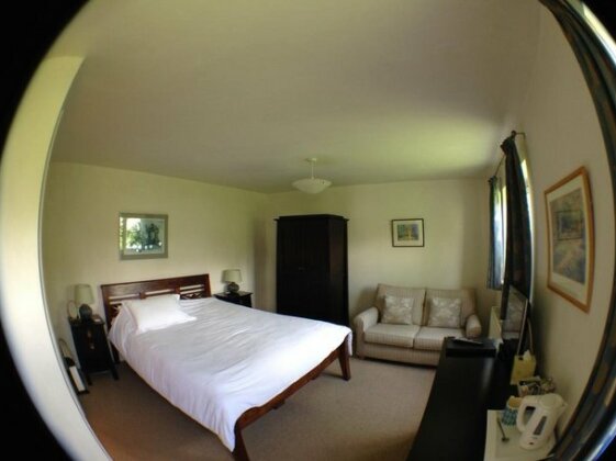 Over Bed and Breakfast - Photo5
