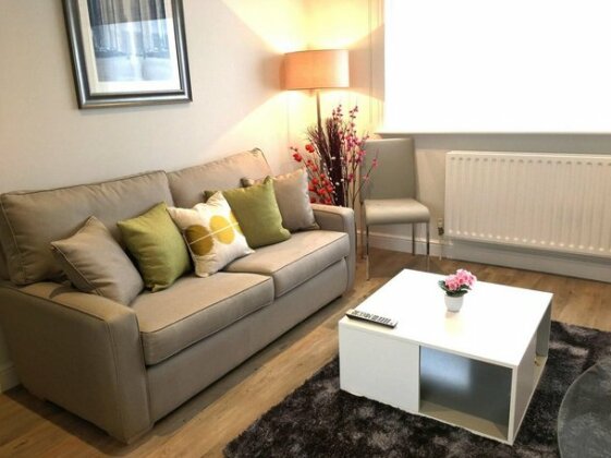 An ENTIRE 2bed + TV&WiFi - Marston Oxford - Photo2