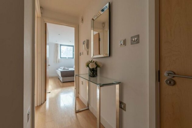 UK City's - The Ruskin Central Apartment - Photo4
