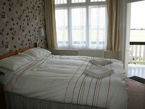 Sefton Lodge - Photo4