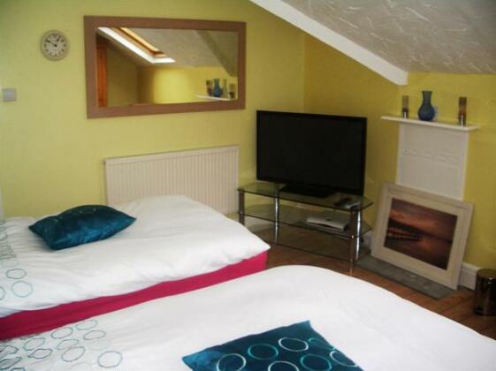 Singer House Paignton - Photo5