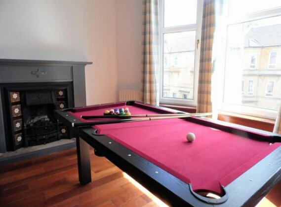 4 Bed Apartment Paisley - Near Gla Airport - Photo2