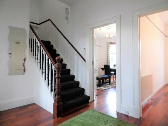 4 Bed Apartment Paisley - Near Gla Airport - Photo4