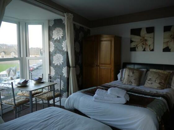 Duporth Guest House - Photo3