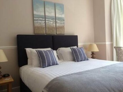 Elmsdale Guest House - Photo4