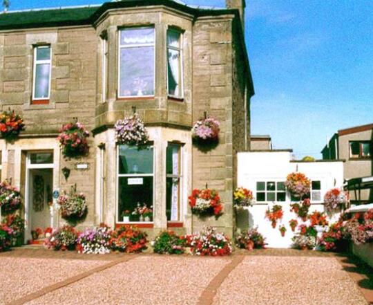Ackinnoull Guest House