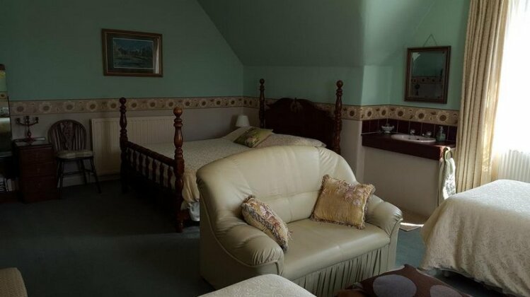 Strathcona Guesthouse - Photo4