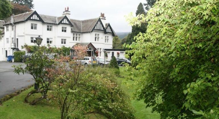 Pine Trees Hotel Pitlochry - Photo2
